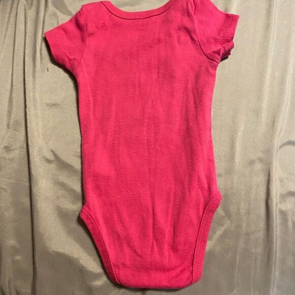 Juicy Couture ‘Love Juicy’ 0-3M Onesie - Picture 2 of 4